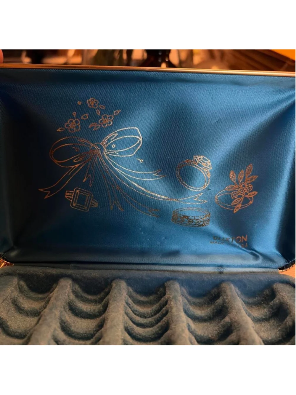 #Vintage #Buxton Blue velvet jewelry box